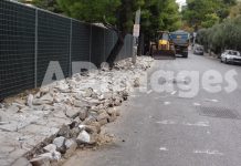 Άρχισαν οι εργασίες αποκατάστασης των πεζοδρομίων στο κολυμβητήριο
