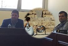 Ο Γιάννης Μυλωνάκης στην αφή της Ολυμπιακής φλόγας ως μέλος της ΚΕΔΕ