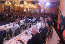 Με μεγάλη πλειοψηφία εγκρίθηκε το ψήφισμα με τις αδιαπραγμάτευτες θέσεις της Αυτοδιοίκησης Α’ βαθμού