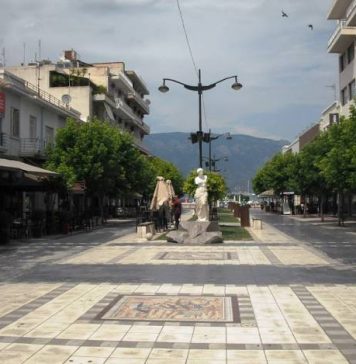 Μιχάλης Γριβέας : Κάπου στο 2010 σταμάτησε ο χρόνος σε «ΑΝΑΠΛΑΣΕΙΣ» Πεζοδρομίων μετά το χάος