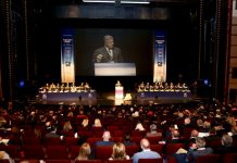 Ξεκίνησαν οι εργασίες του Ετήσιου Τακτικού Συνεδρίου της Κεντρικής Ένωσης Δήμων Ελλάδος στο Μέγαρο Μουσικής στην Αθήνα.