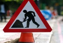 Εκτέλεση εργασιών πεζοδρομίων και οδοστρωμάτων στην οδό Δερβενακίων