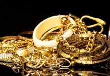 Απάτη με λεία μαμούθ στήν Αγία Παρασκευή, έκαναν «φτερά» πολύτιμοι λίθοι και κοσμήματα αξίας ενός εκατ. ευρώ