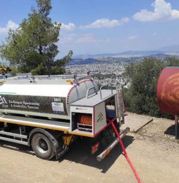Με καινούργιες υδροφόρες ο ΣΠΑΥ γεμίζει τις υδατοδεξαμενές στο βόρειο τμήμα Υμηττού