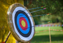 Στοχεύουν Γιώργο Οικονόμου γιατί πέτυχε εκεί που απέτυχαν