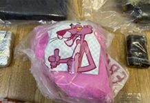 Μεγάλη «γκάμα» ναρκωτικών και… ροζ κοκαΐνη σε δύο σπίτια σε Αθήνα και Αγία Παρασκευή