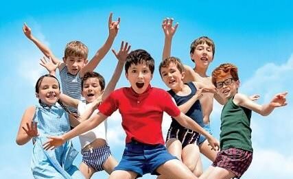 Αλλαγή «Ο μικρός Νικόλας πάει διακοπές» στην Πλατεία Μικράς Ασίας αντί για τις 21:00 θα πραγματοποιηθεί στις 20:30.