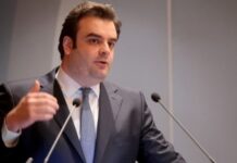 Ομόφωνα πρόεδρος του Eurogroup ο Κυριάκος Πιερρακάκης – Μετά την πρώτη ψηφοφορία, αποσύρθηκε ο Βέλγος ανθυποψήφιός του