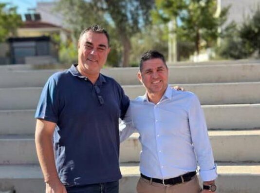 Στο πλευρό του Διευθυντή του 1ου ΕΠΑΛ κ. Μπαλάσκα ο Δήμαρχος Γ. Μυλωνάκης