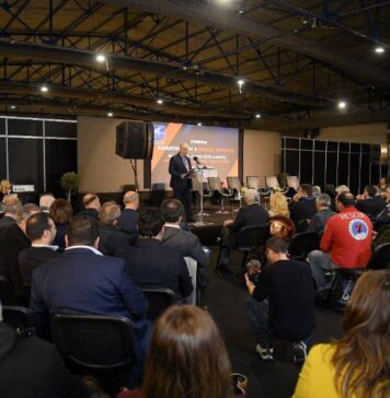 Με μεγάλη συμμετοχή ξεκίνησαν οι εργασίες του Συνεδρίου της ΚΕΔΕ για την Κλιματική Κρίση και την Πολιτική Προστασία