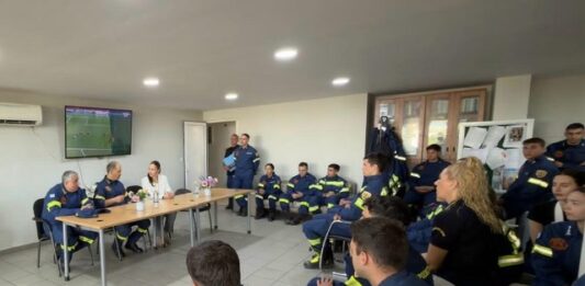 Επίσκεψη της Αντιπεριφερειάρχη Π.Ε. Βορείου Τομέα Αθηνών Μ. Βάρσου στον 9ο Πυροσβεστικό Σταθμό Αθηνών