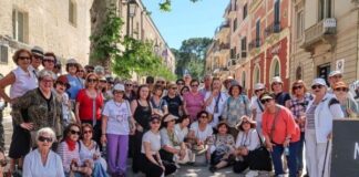 Το Λαϊκό Πανεπιστήμιο της Αγίας Παρασκευής εκδρομή στην Ν. Ιταλία