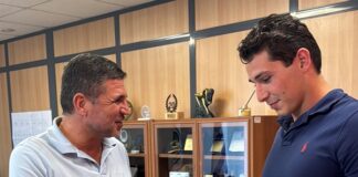 Ο «χρυσός» πολίστας Αριστείδης Χαλυβόπουλος στο δημαρχείο Αγίας Παρασκευής