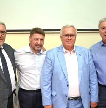 Εξελέγη το νέο προεδρείο του Περιφερειακού Συμβουλίου Αττικής – Πρόεδρος ο Χρήστος Γώγος