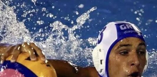 Ο Γιώργος Οικονόμου συγχαίρει την Εθνική Ομάδα Πόλο και επαναφέρει την πρότασή του για βράβευση του Αγιοπαρασκευιώτη Αριστείδη Χαλυβόπουλου