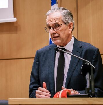 Χαμός… πιο δεξιά από τα δεξιά: Γιατί δεν ανακοινώνει το κόμμα ο Σαμαράς, «η φήμη είναι πιο αποτελεσματική από το γεγονός»